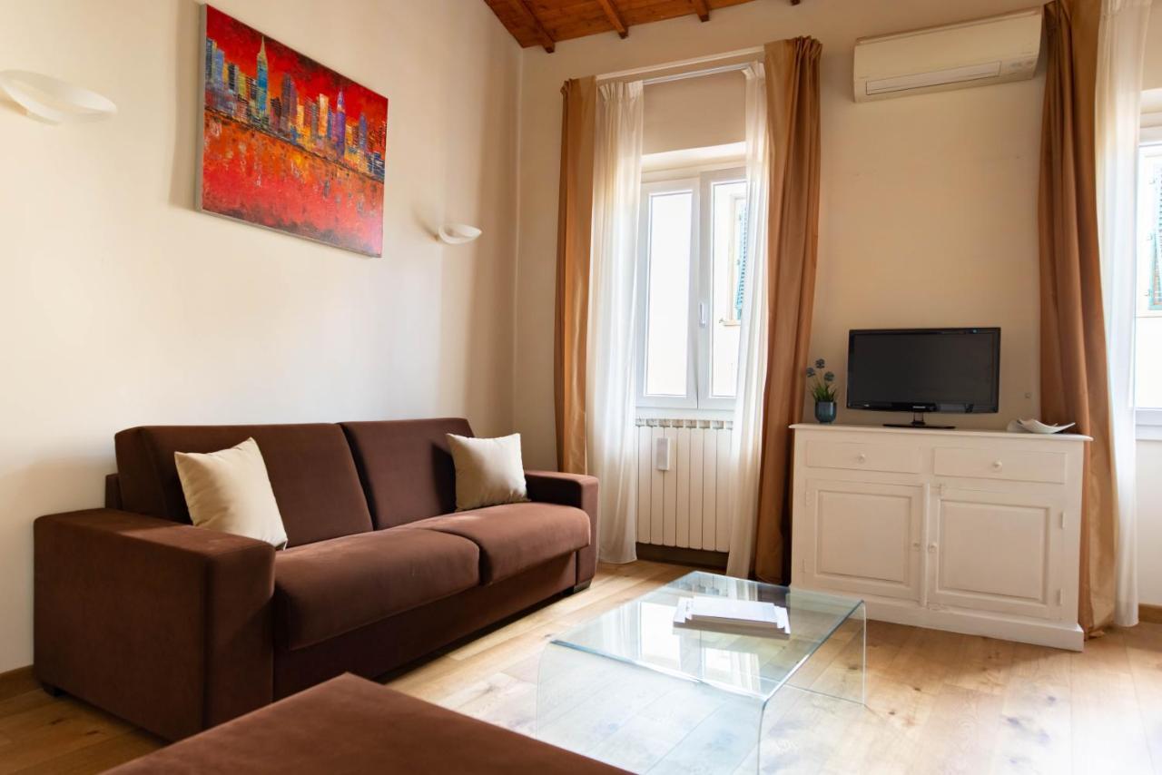Modern, Bright Near Boboli Gardens & Santo Spirito - Homeunity * Florenz